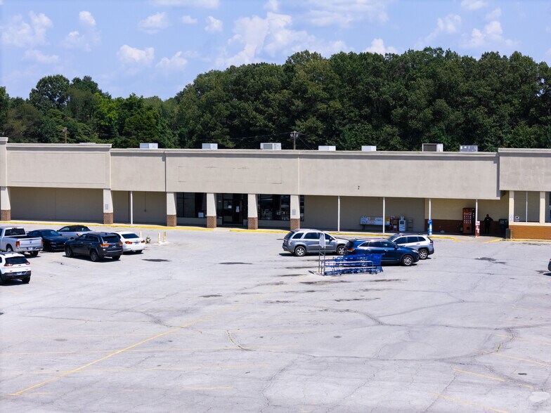 More Photos Of 2210 N Central Ave, Humboldt Unknown For Lease