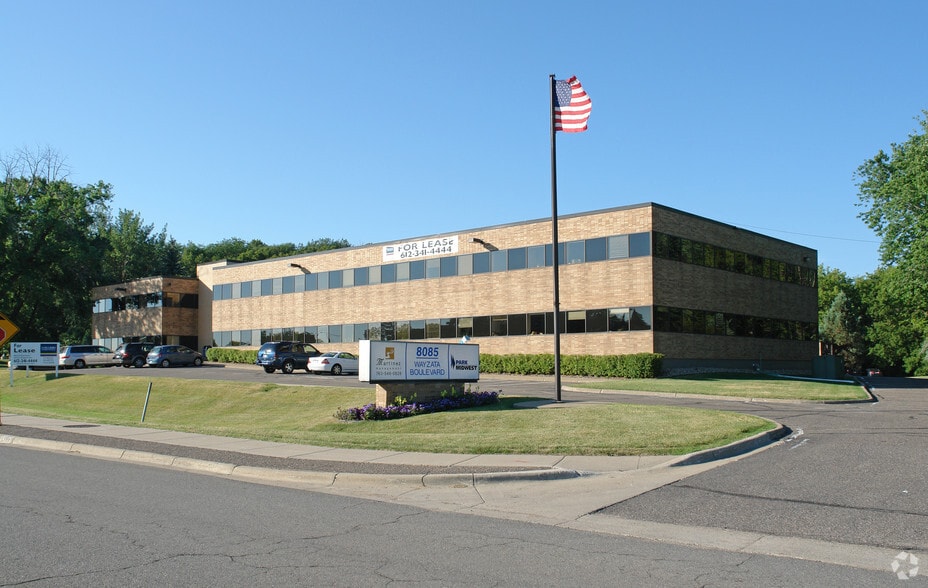 More Photos Of 8085 Wayzata Blvd, Minneapolis Office For Lease