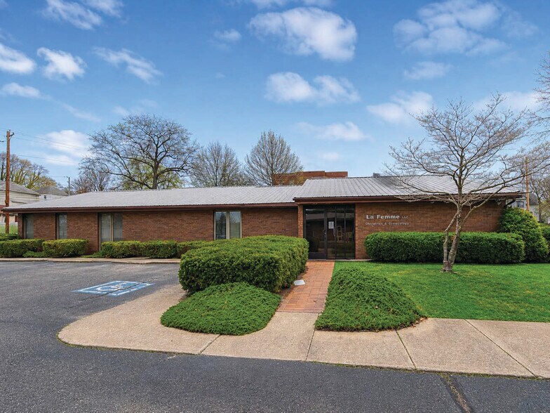 More Photos Of 656 Chestnut St, Coshocton Rehabilitation Center For Sale