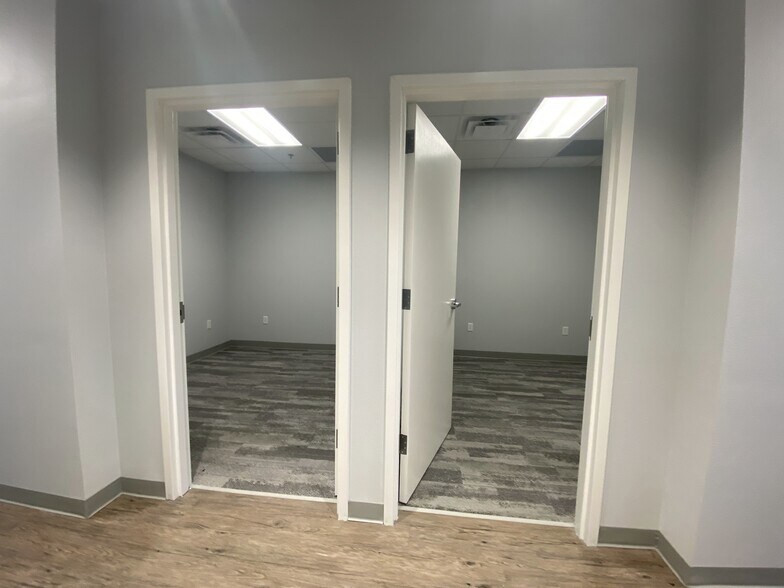 More Photos Of 1890 N Stonebridge Dr, McKinney Medical For Sale