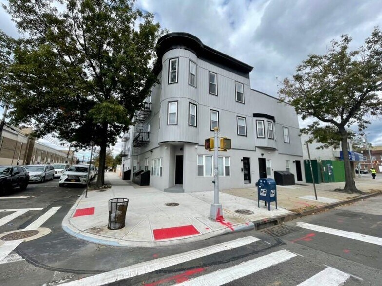 More Photos Of 94-01-94-03 101st Ave, Ozone Park Apartments For Lease