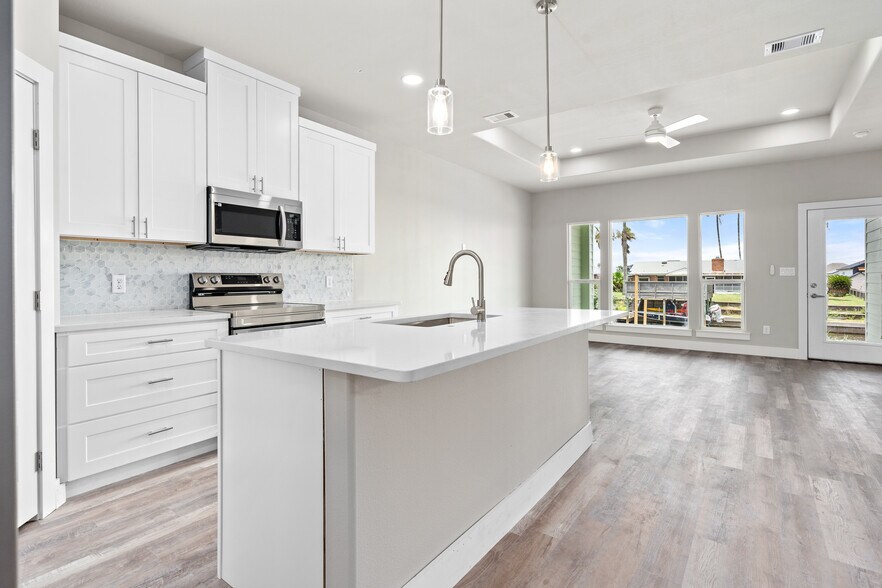 More Photos Of 15501 Cruiser Units st, Corpus Christi Multifamily For Sale