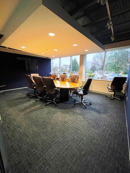 More Photos Of 12231 Parklawn Dr, Rockville Office For Sale