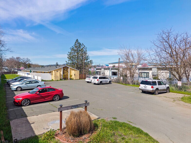 More Photos Of 9747 Winchester St, Lower Lake Apartments For Sale