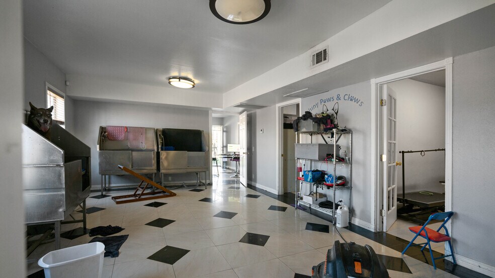 More Photos Of 16379 Foothill Blvd, Fontana Loft Creative Space For Sale