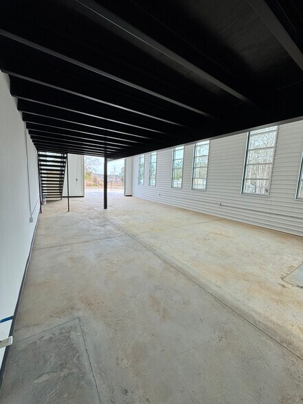 More Photos Of 100 Park Place Way, Carrollton Industrial For Sale