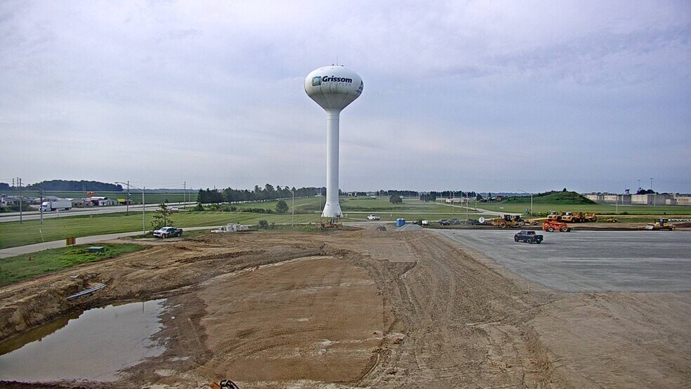 More Photos Of W. 800 S. & S. Innovation Way, Peru Warehouse For Lease