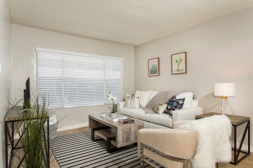 More Photos Of 12128 Ramona Ave, Hawthorne Apartments For Sale