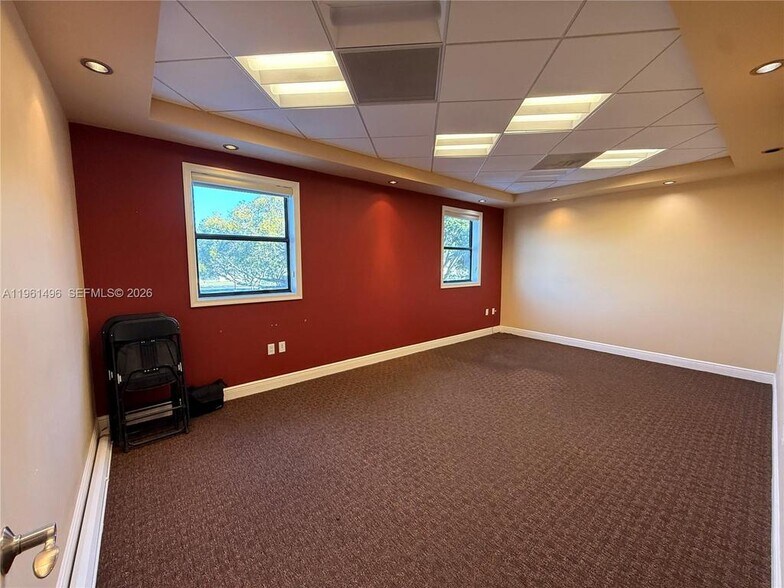 More Photos Of 2699 Stirling Rd, Fort Lauderdale Medical For Lease
