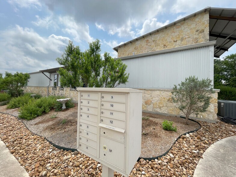 More Photos Of 109 Enterprise Pky, Boerne Loft Creative Space For Lease