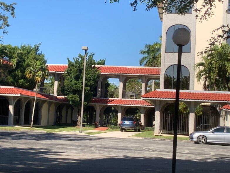 More Photos Of 15600 SW 288th St, Homestead Medical For Lease