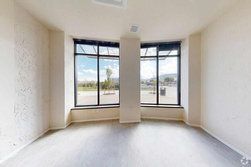 More Photos Of 4520 Broadway St, Boulder General Retail For Sale