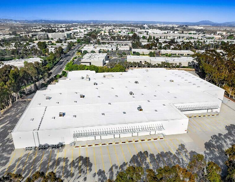 More Photos Of 8870 Liquid Ct, San Diego Warehouse For Lease