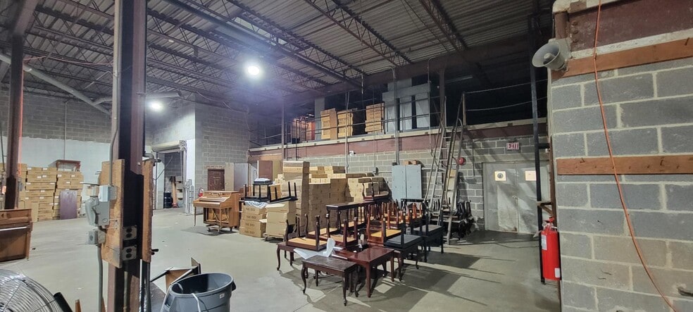 More Photos Of 5209 Holland Dr, Beltsville Warehouse For Sale