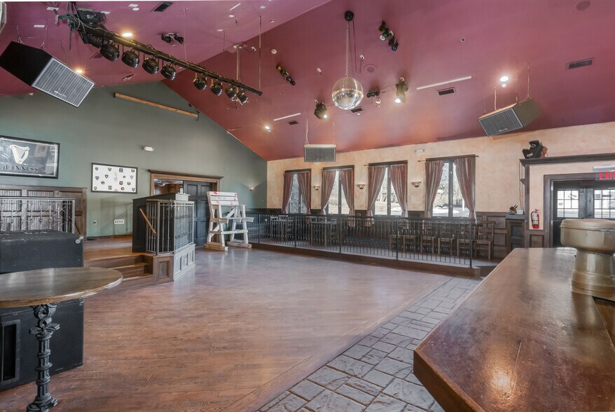 More Photos Of 6254 Main St, Tannersville Restaurant For Sale