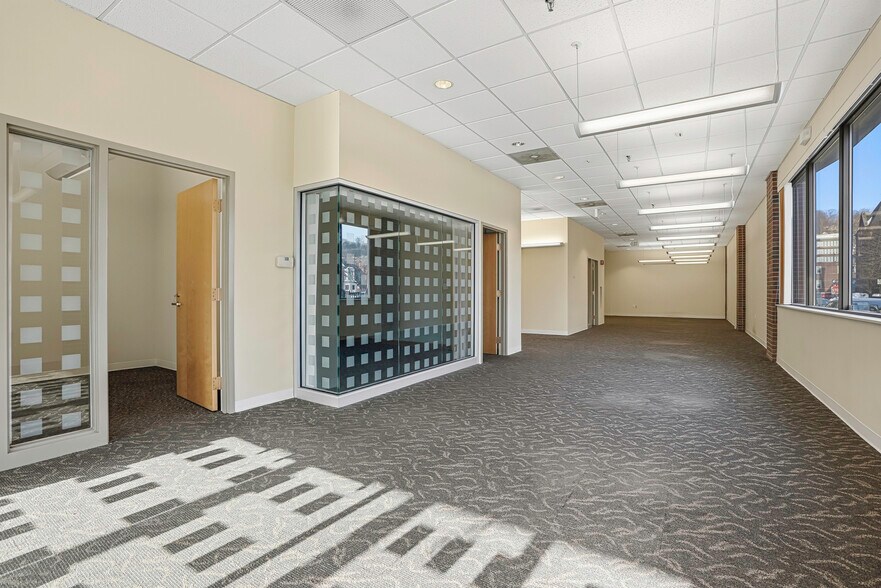 Primary Photo Of 625 Main St, Fitchburg Office Residential For Lease