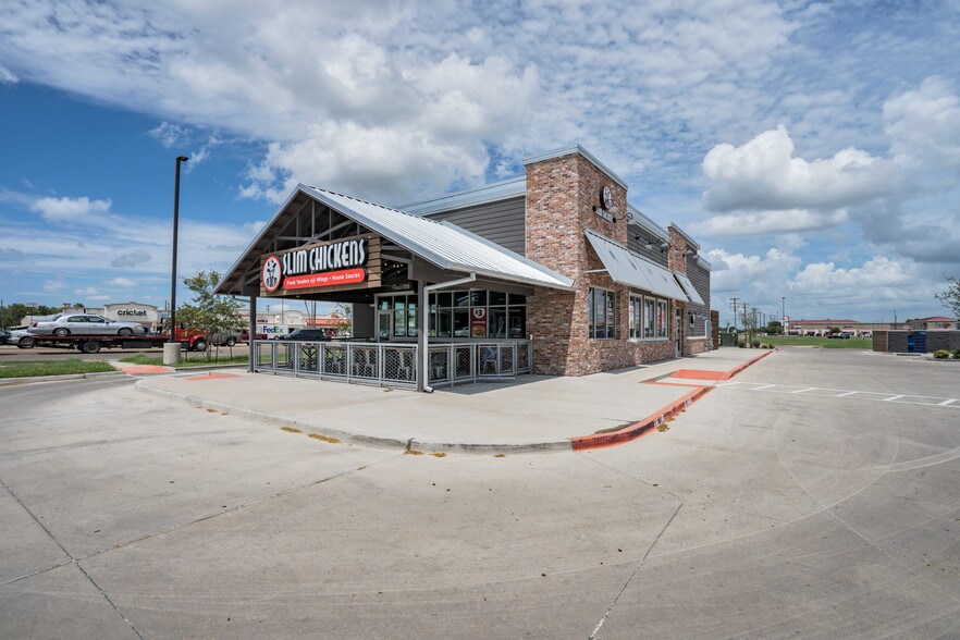 1402 N Westgate Dr, Weslaco, TX 78596 Fast Food For Sale