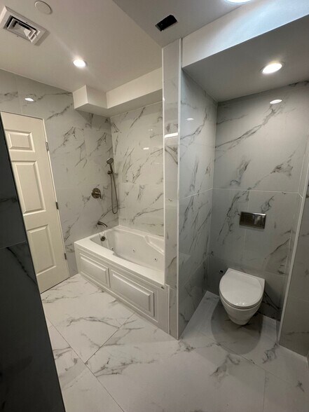 More Photos Of 335-337 W 55th St, New York Apartments For Sale