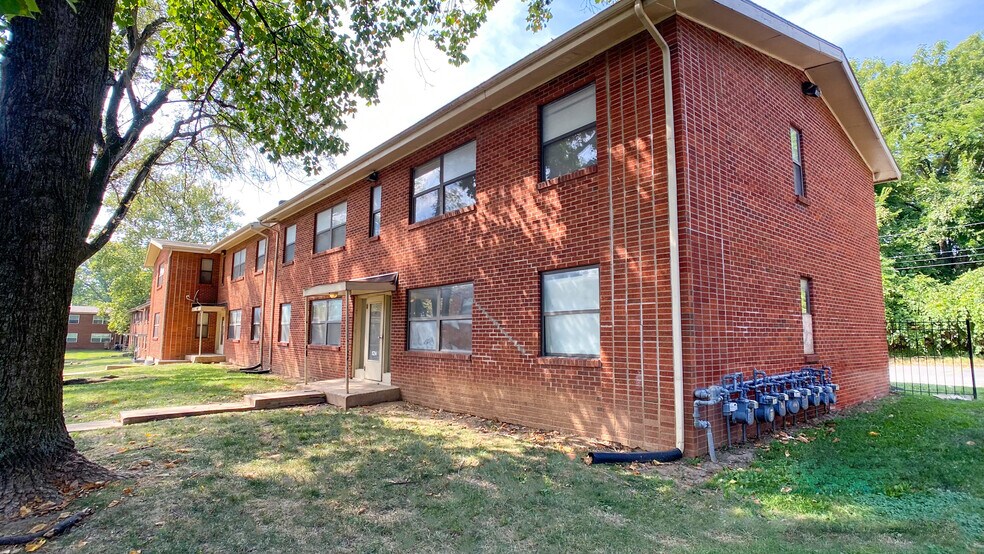 Primary Photo Of 8208 Troost Ave, Kansas City Apartments For Sale