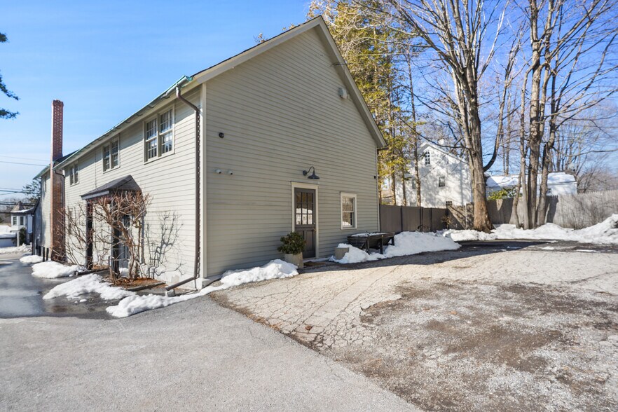 More Photos Of 259 Westchester Ave, Pound Ridge Storefront For Sale