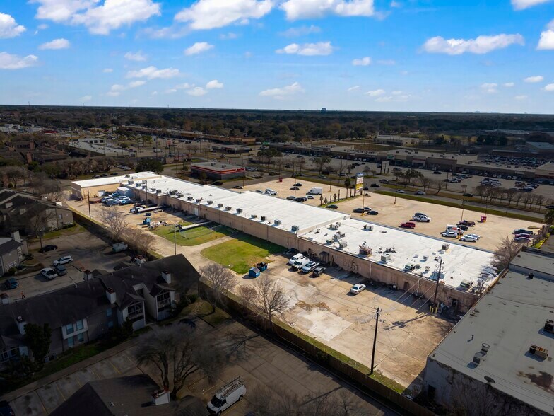 More Photos Of 12600 Bissonnet St, Houston Unknown For Lease