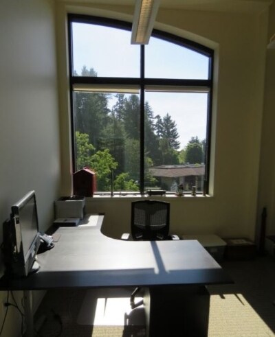 More Photos Of 25030 SW Parkway Ave, Wilsonville Office For Sale