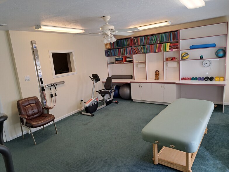 More Photos Of 905 W Ventura Ave, Clewiston Medical For Sale