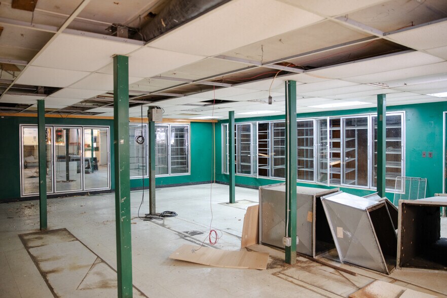 More Photos Of 8446 Mill Pond way, Blossvale Office For Sale