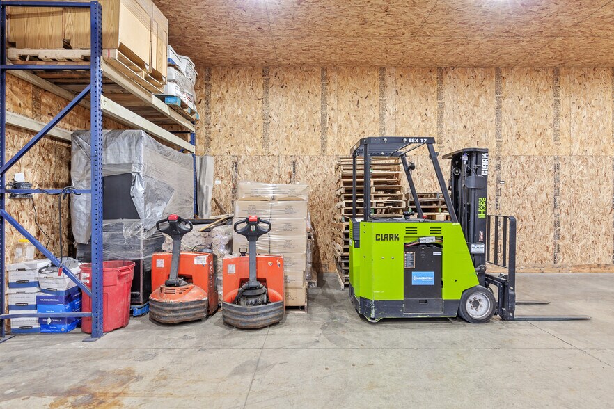 More Photos Of 919 N Corbin Rd, Post Falls Warehouse For Sale