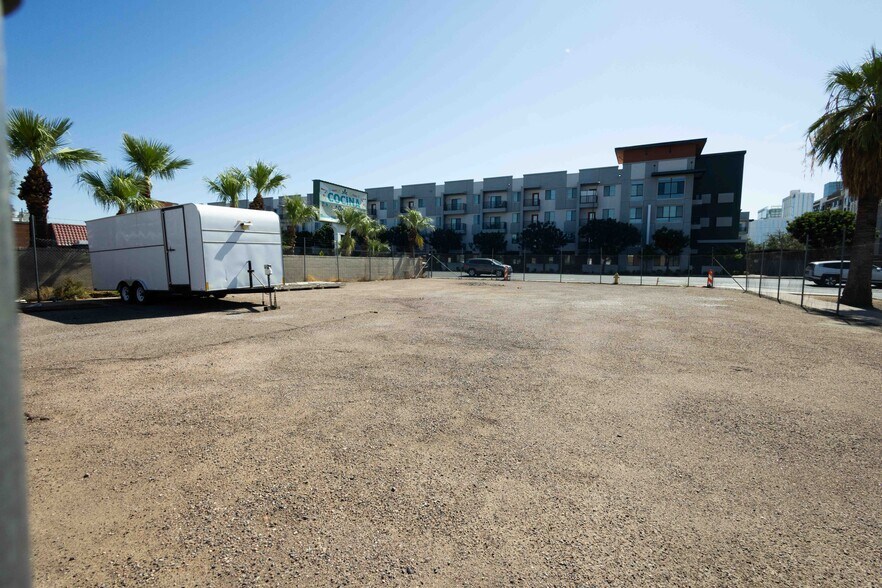 More Photos Of 718 W Polk St, Phoenix Manufacturing For Sale