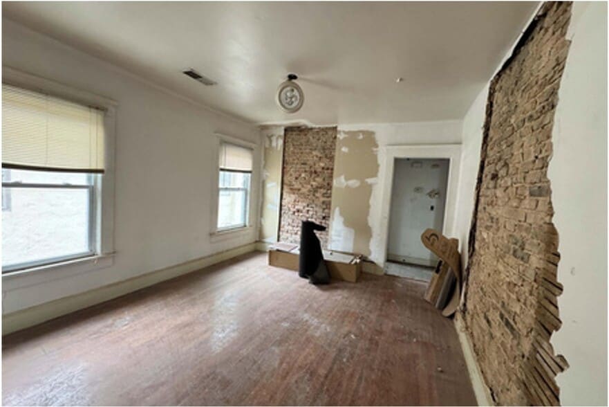 More Photos Of 590 Parkway Dr NE, Atlanta Multifamily For Sale