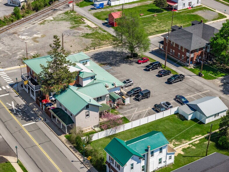 More Photos Of 219 N Market St, Selinsgrove Storefront Retail Residential For Sale