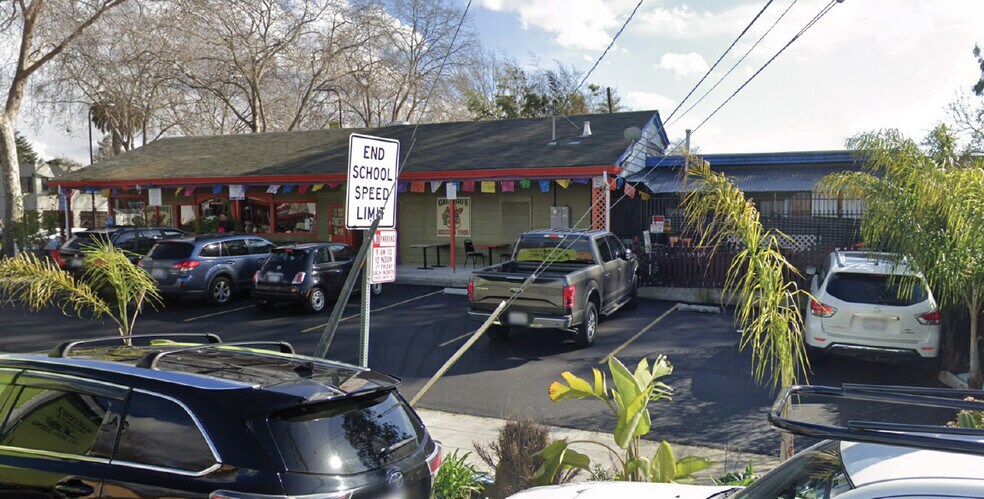 More Photos Of 2200 San Pablo Ave, Berkeley Storefront For Sale