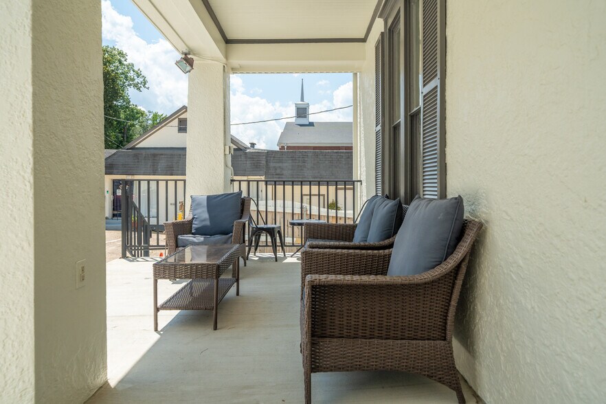 More Photos Of 741 Park Ave, Hot Springs Hotel For Sale