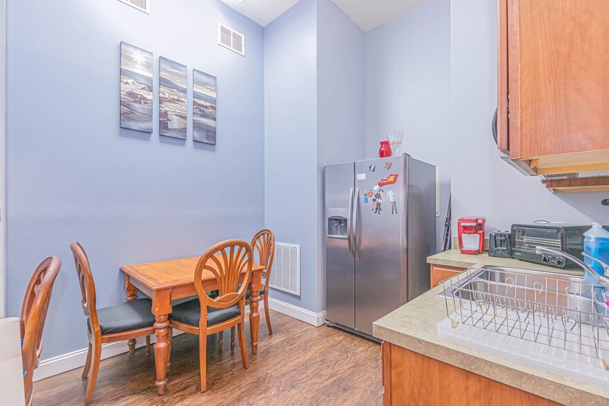 More Photos Of 110 W Indiana Ave, Deland Office For Sale