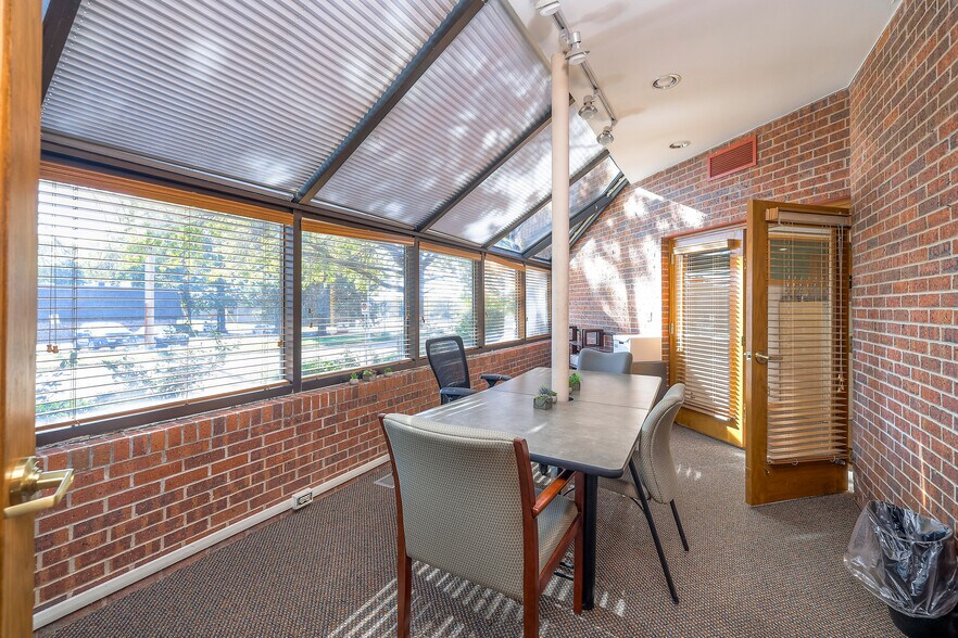 More Photos Of 8880 Ballentine St, Overland Park Office For Sale
