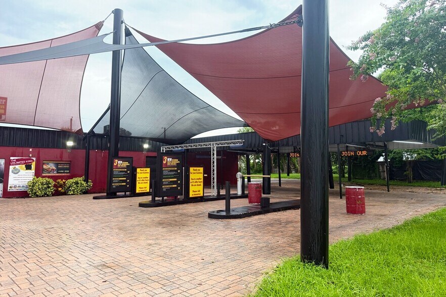 More Photos Of 11227 Hwy 19, Port Richey Carwash For Lease