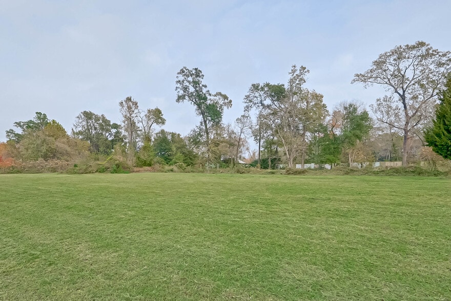 More Photos Of 1717 Paul Quinn St, Houston Land For Sale