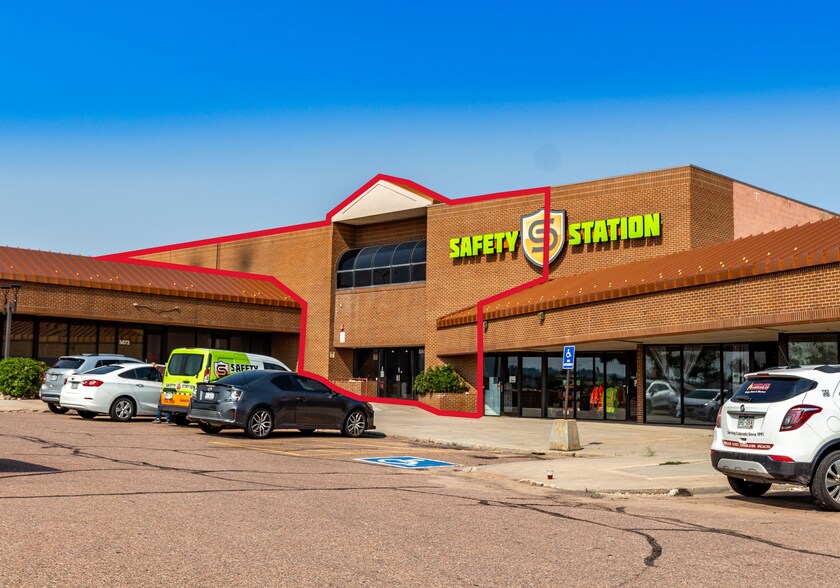 More Photos Of 5819-5883 Palmer Park Blvd, Colorado Springs General Retail For Sale