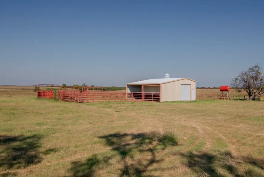 More Photos Of 831 Baker Rd, Pilot Point Land For Sale