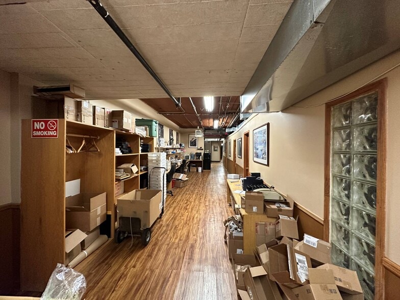 More Photos Of 10 Warren St, New York Apartments For Sale