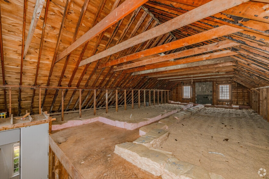 More Photos Of 818 Washington St, Holliston Bank For Sale
