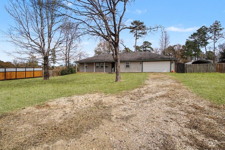 More Photos Of 9882 FM 149 Rd, Montgomery Flex For Sale