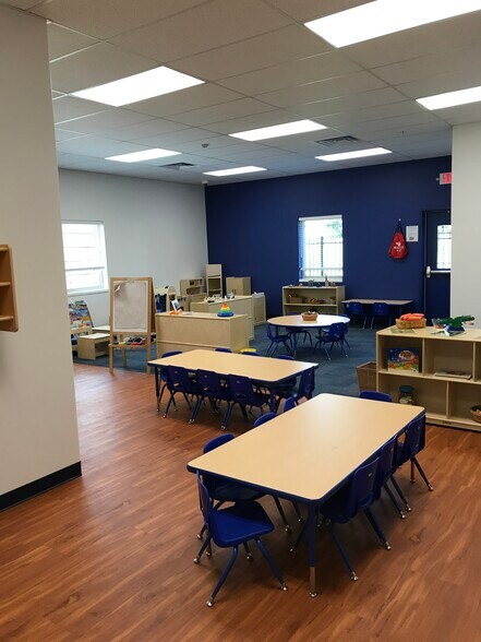 More Photos Of 4150 Knob Dr, Eagan Daycare Center For Sale
