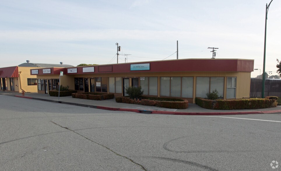 More Photos Of 701-751 Camino Plz, San Bruno Unknown For Lease