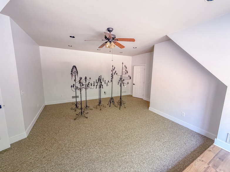 More Photos Of 2100 Gravel Springs Rd, Buford Medical For Sale