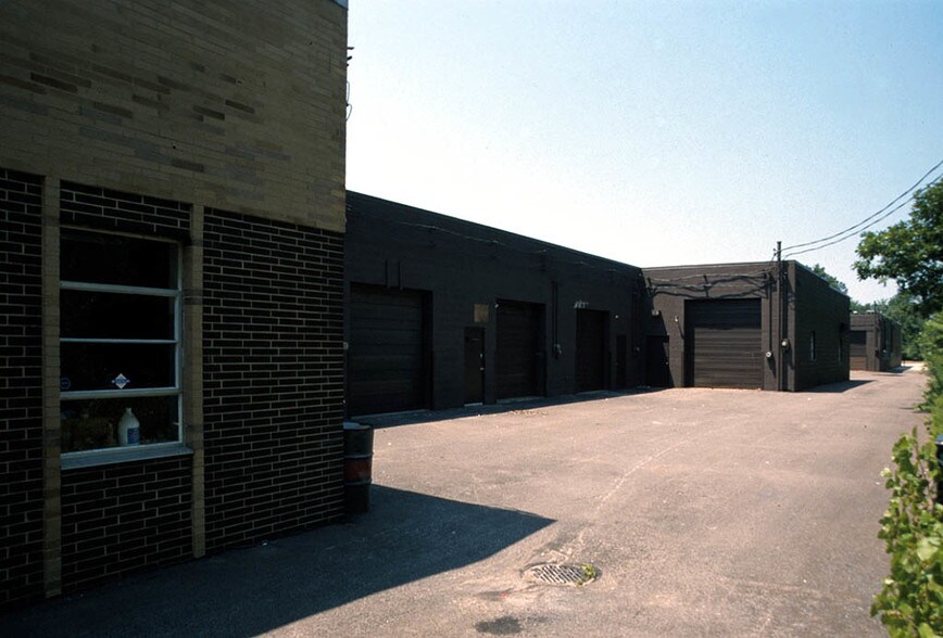 More Photos Of 7255 Industrial Park Blvd, Mentor Manufacturing For Lease