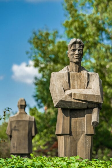 More Photos Of 345 Marshall Ave, Webster Groves Unknown For Lease