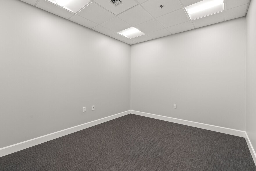 More Photos Of 4961 Main St, Tacoma Apartments For Sale