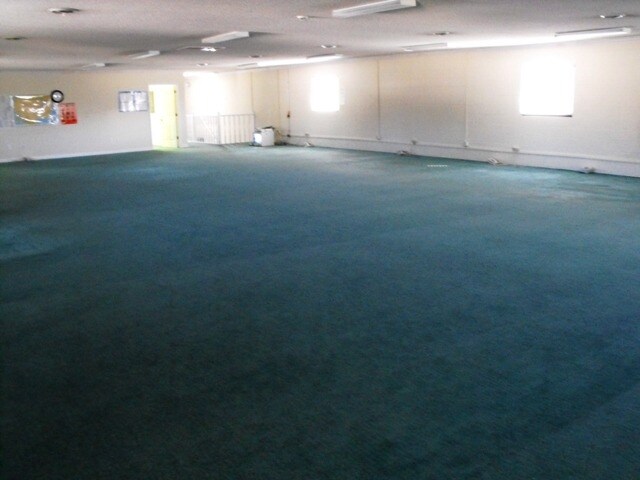 More Photos Of 105 Kwickway Ln, Johnson City Light Manufacturing For Lease